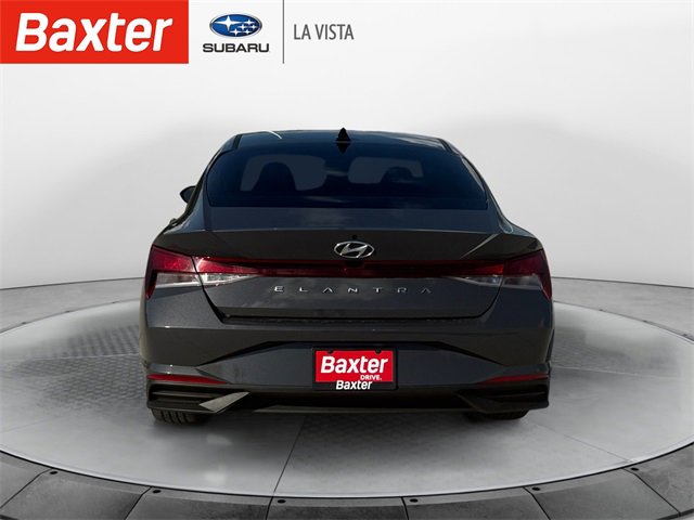 2023 Hyundai Elantra SEL photo 4