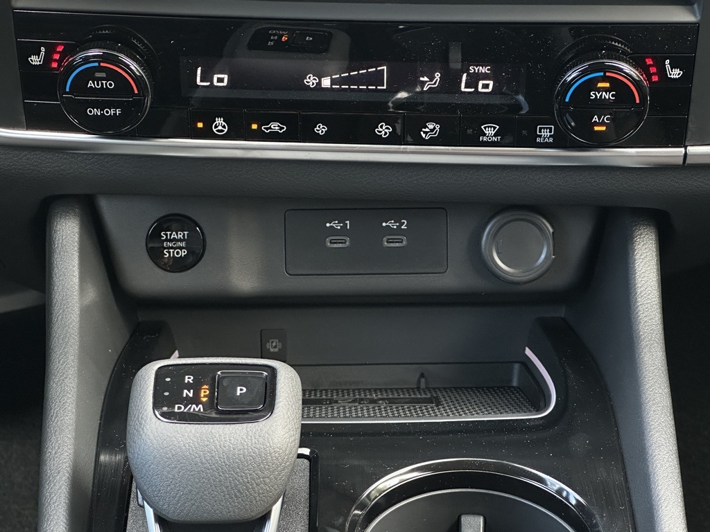 2026 Nissan Rogue SV photo 22