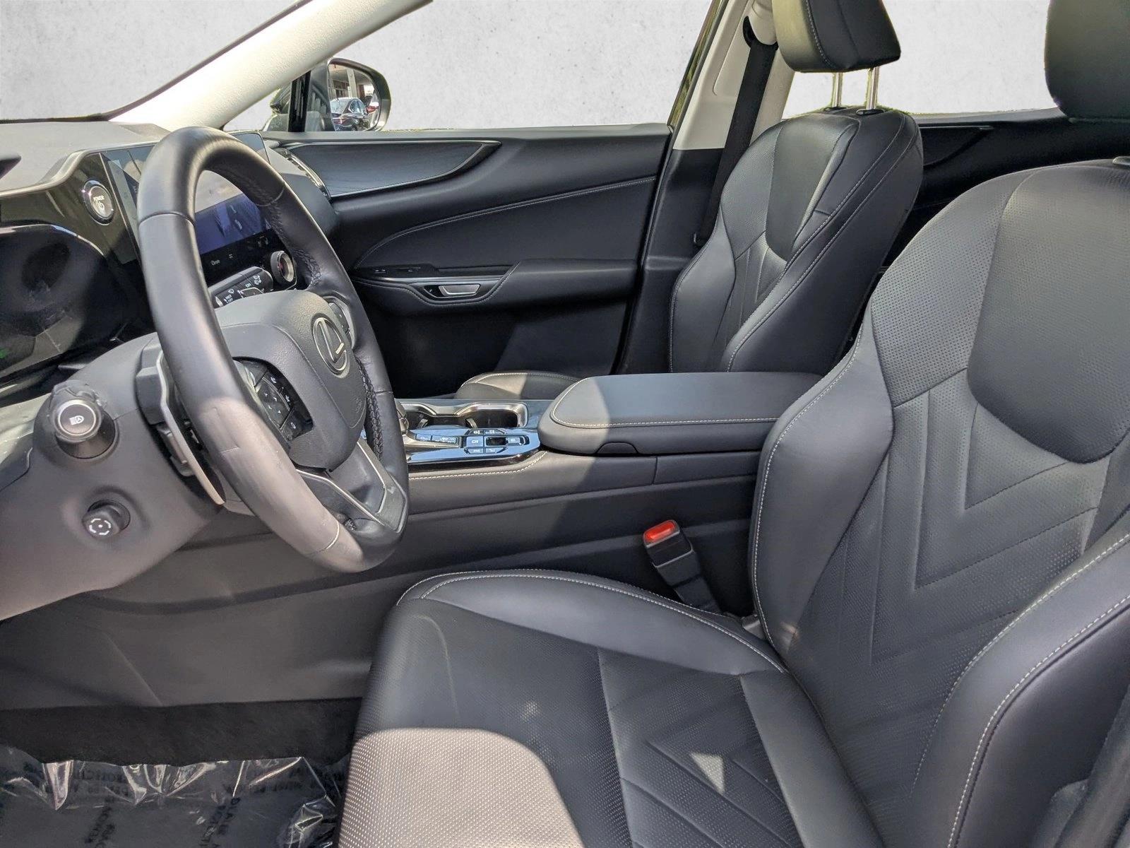 2024 Lexus NX 350 Luxury photo 16