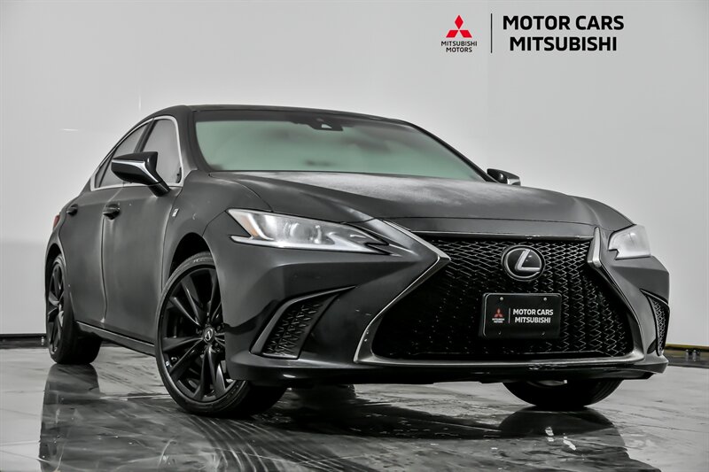 2023 Lexus ES 350 F SPORT Handling's photo