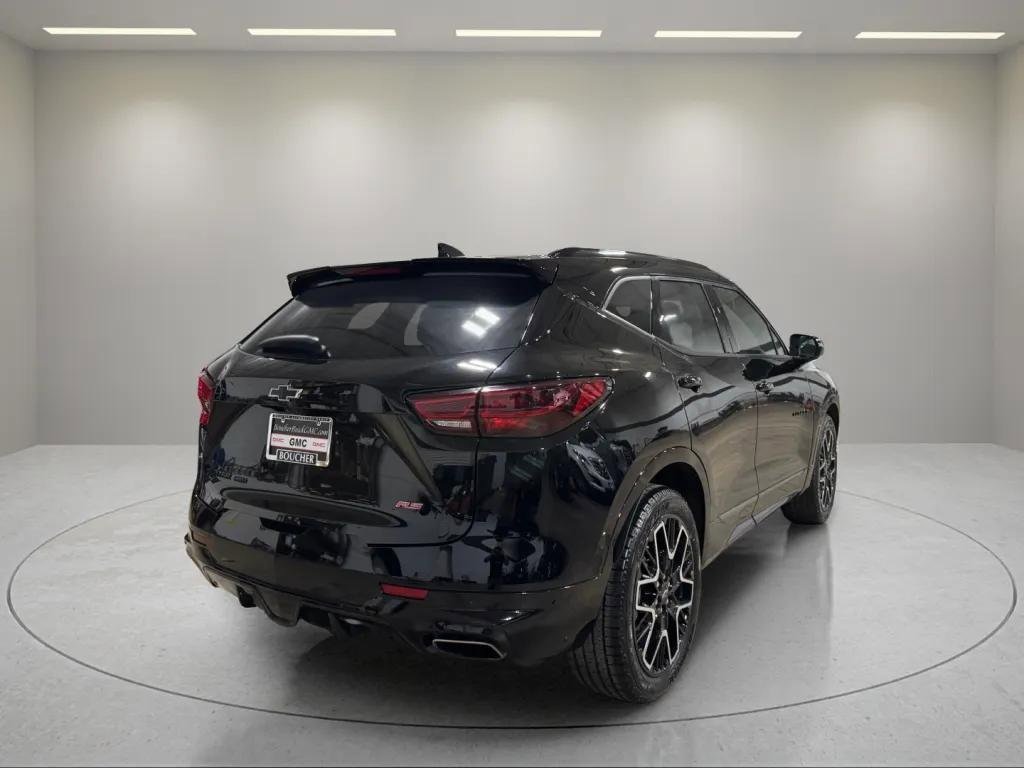 2023 Chevrolet Blazer RS photo 3