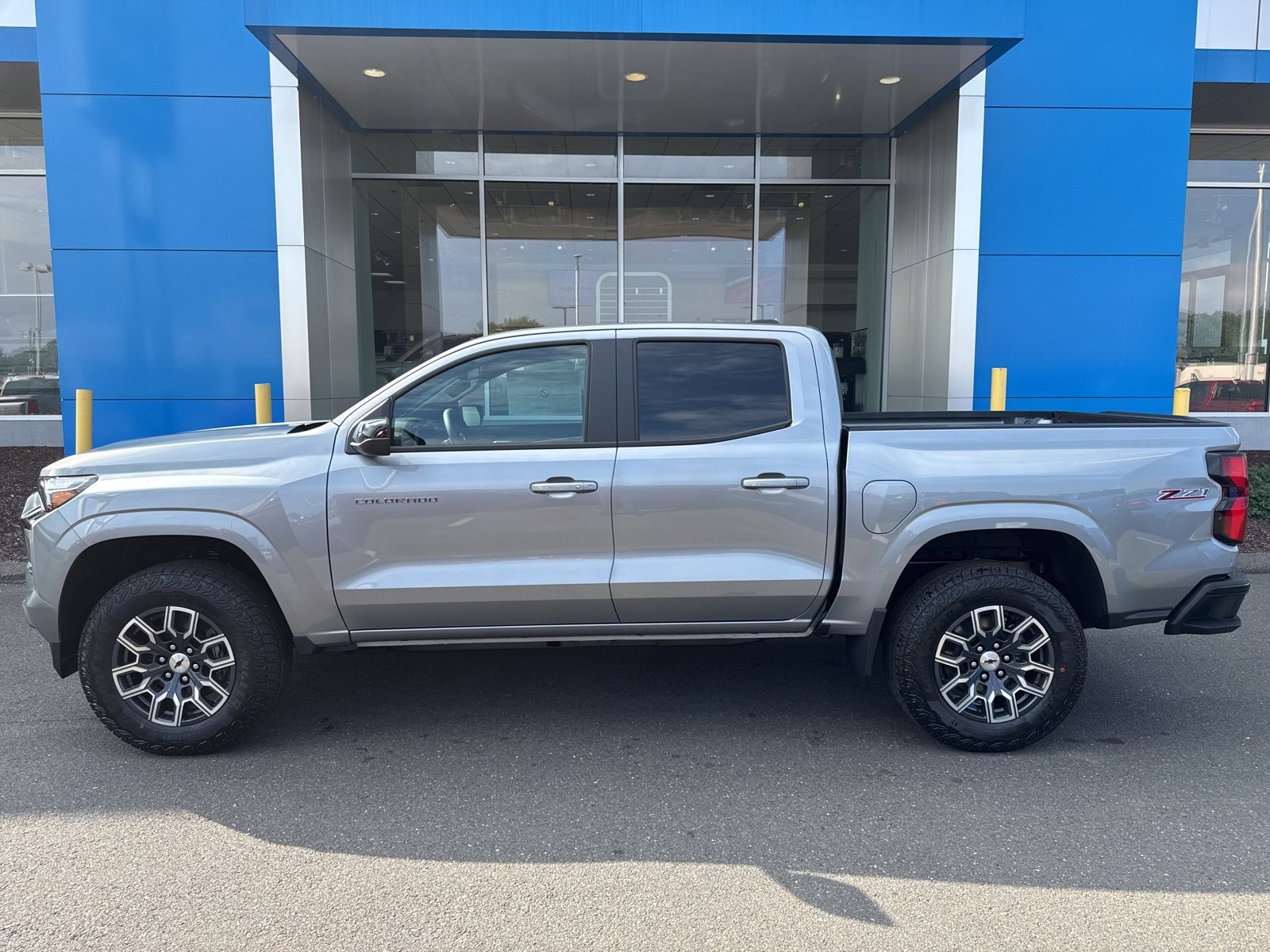 2026 Chevrolet Colorado Z71 photo 7