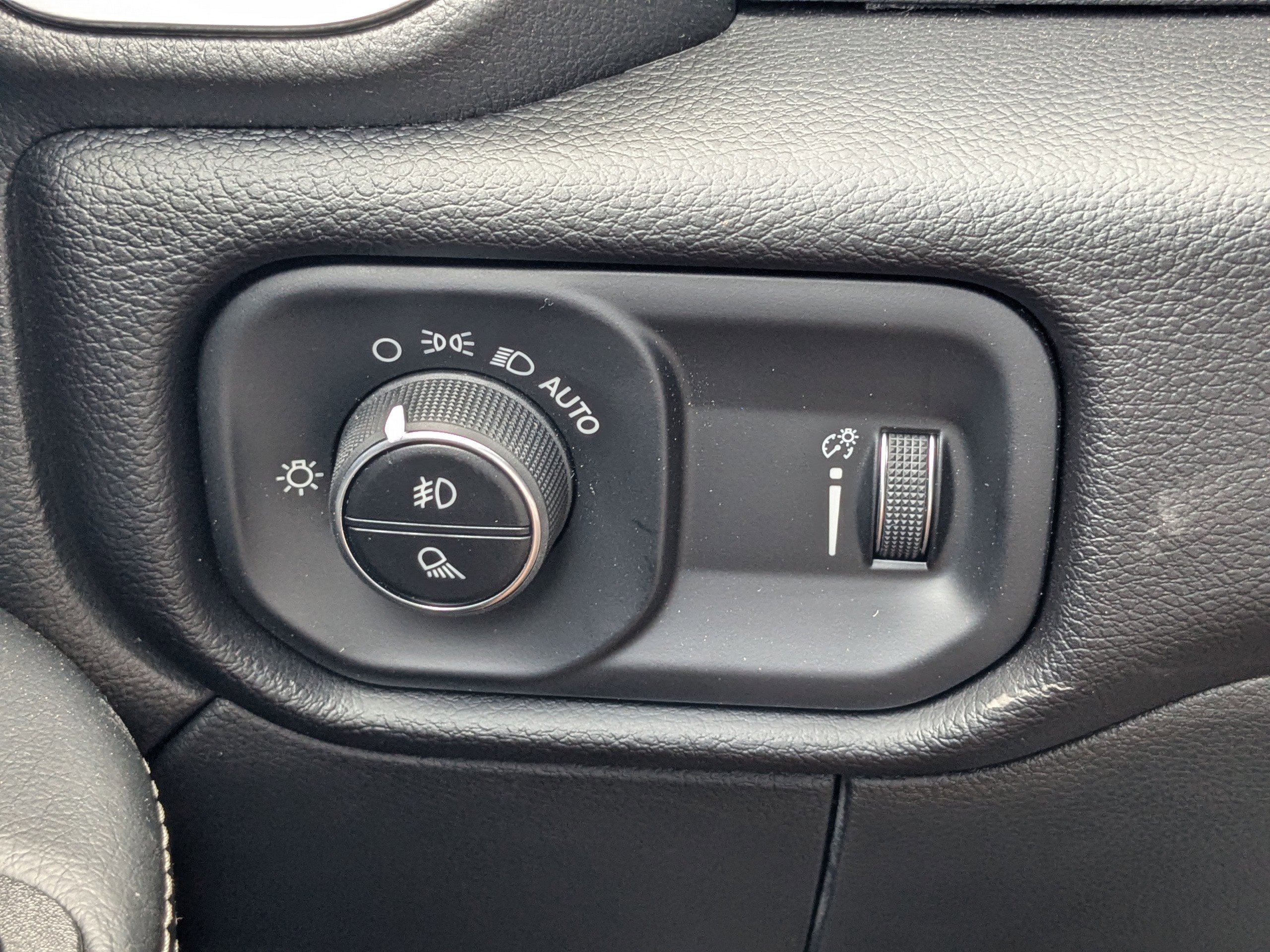 2025 Ram 2500 Big Horn photo 24