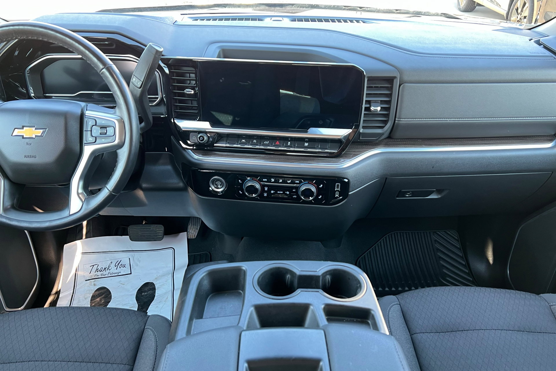 2022 Chevrolet Silverado 1500 LT photo 12