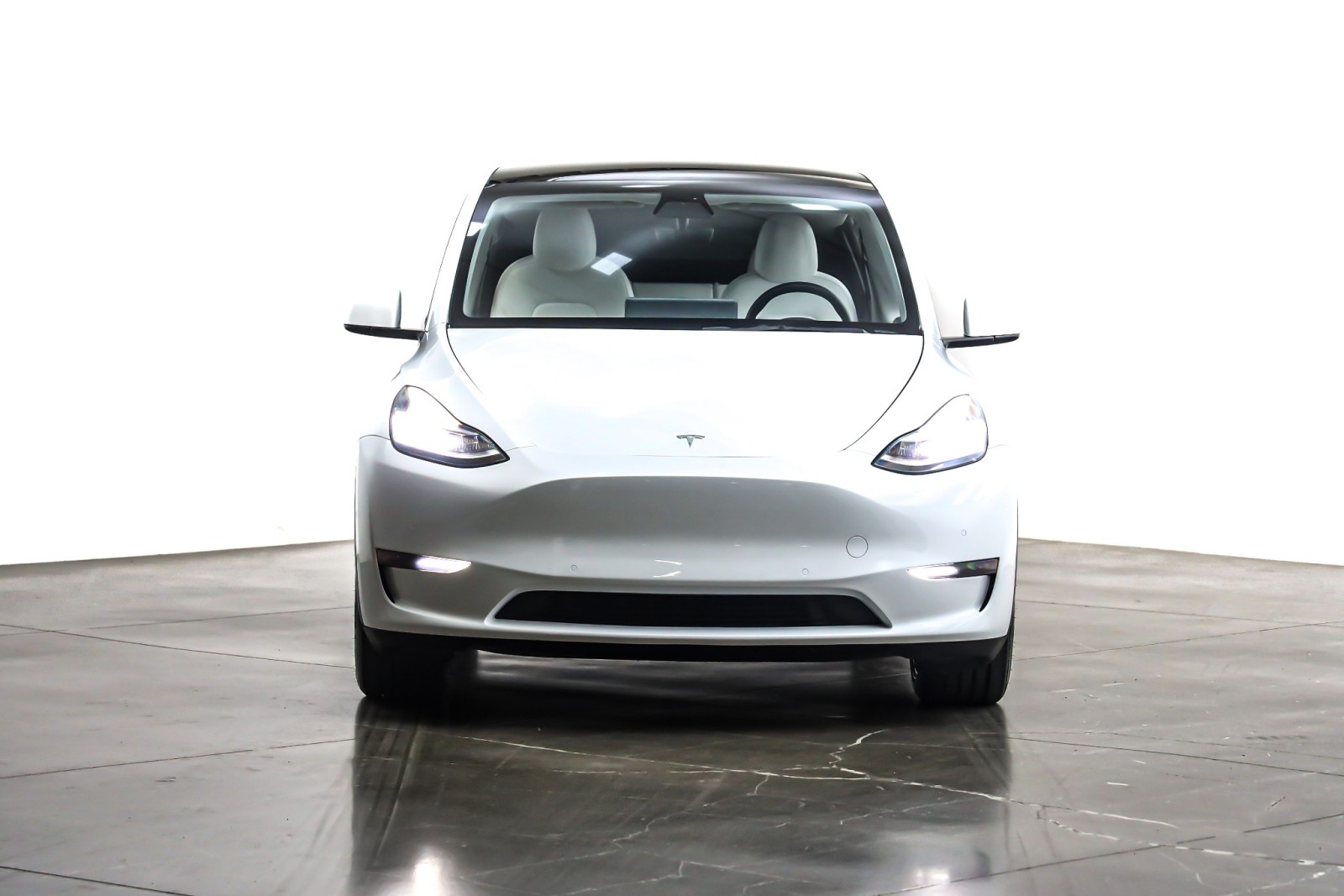 Used 2021 Tesla Model Y Long Range with VIN 5YJYGDEE4MF098385 for sale in Newport Beach, CA