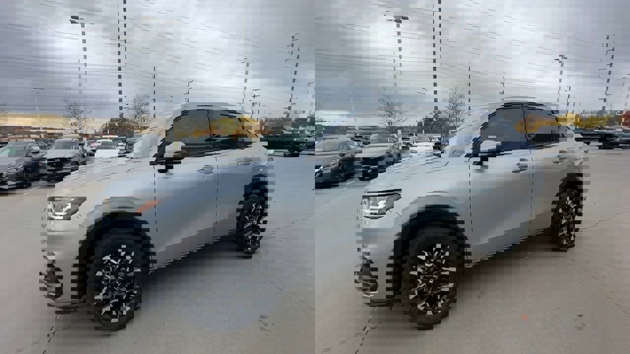 2026 Honda HR-V EX-L photo 2