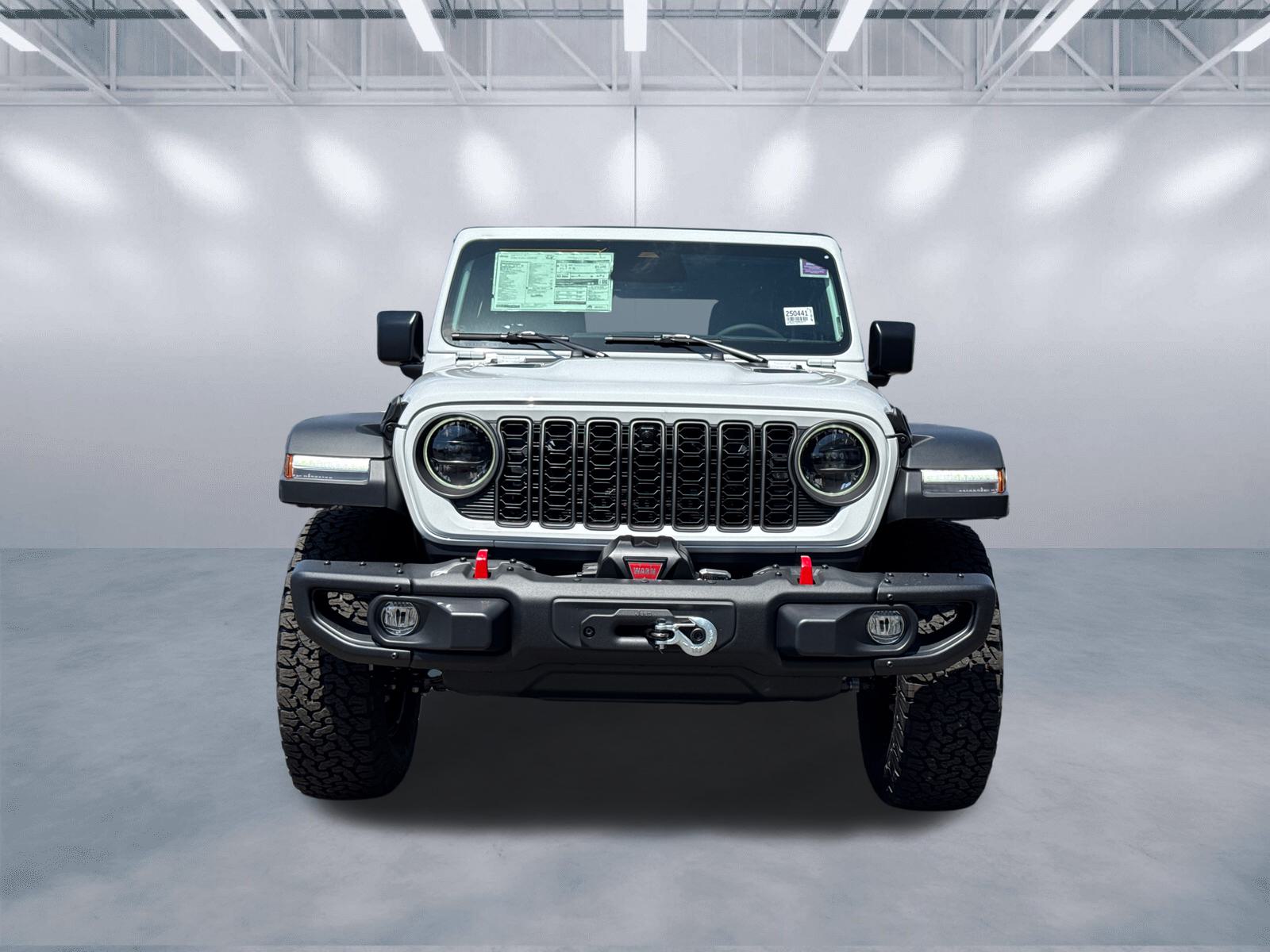 2025 Jeep Wrangler Rubicon photo 2