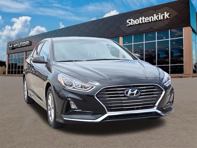 2018 Hyundai Sonata Eco photo 3