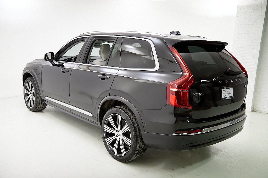 2023 VOLVO XC90 - Image 6