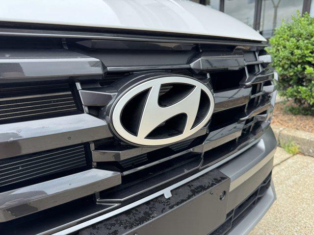 2025 Hyundai Tucson SEL Convenience photo 17