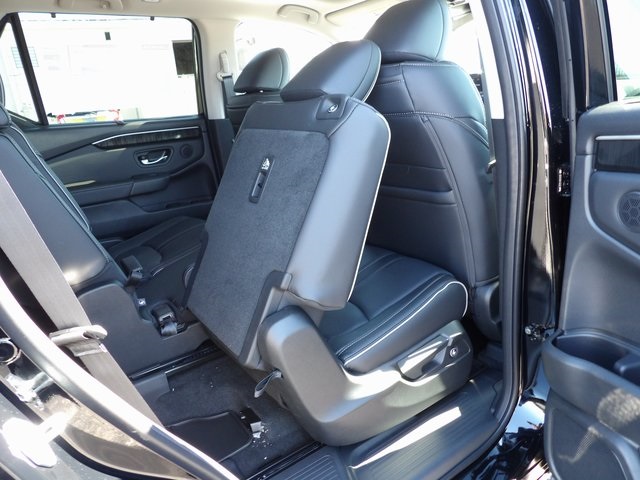 2025 Honda Pilot Elite photo 49
