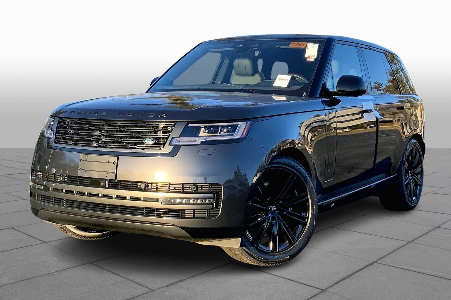 2025 Land Rover Range Rover SE photo 2