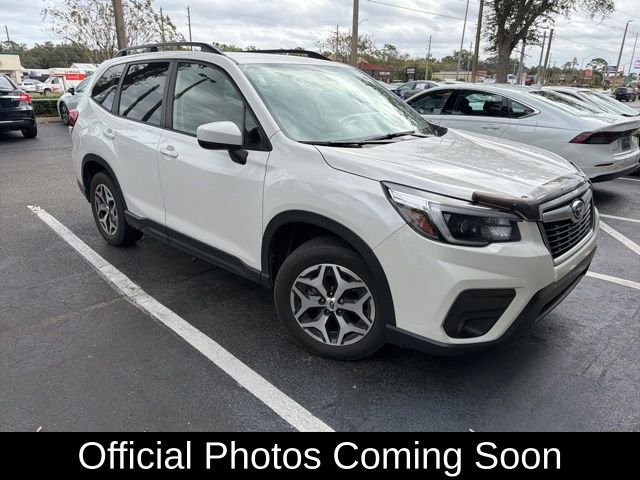2021 Subaru Forester Premium's photo