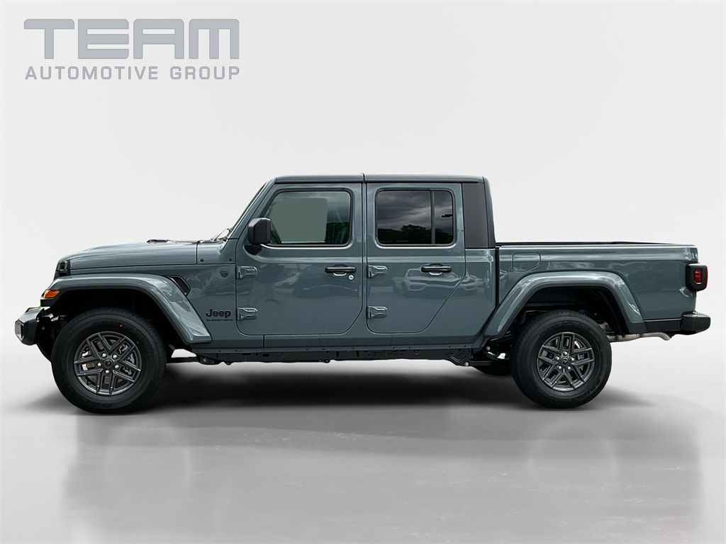 2025 Jeep Gladiator Sport photo 4
