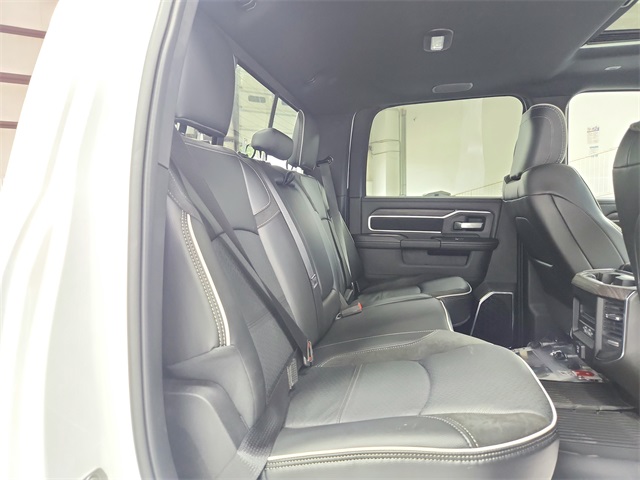 2025 Ram 3500 Laramie photo 31