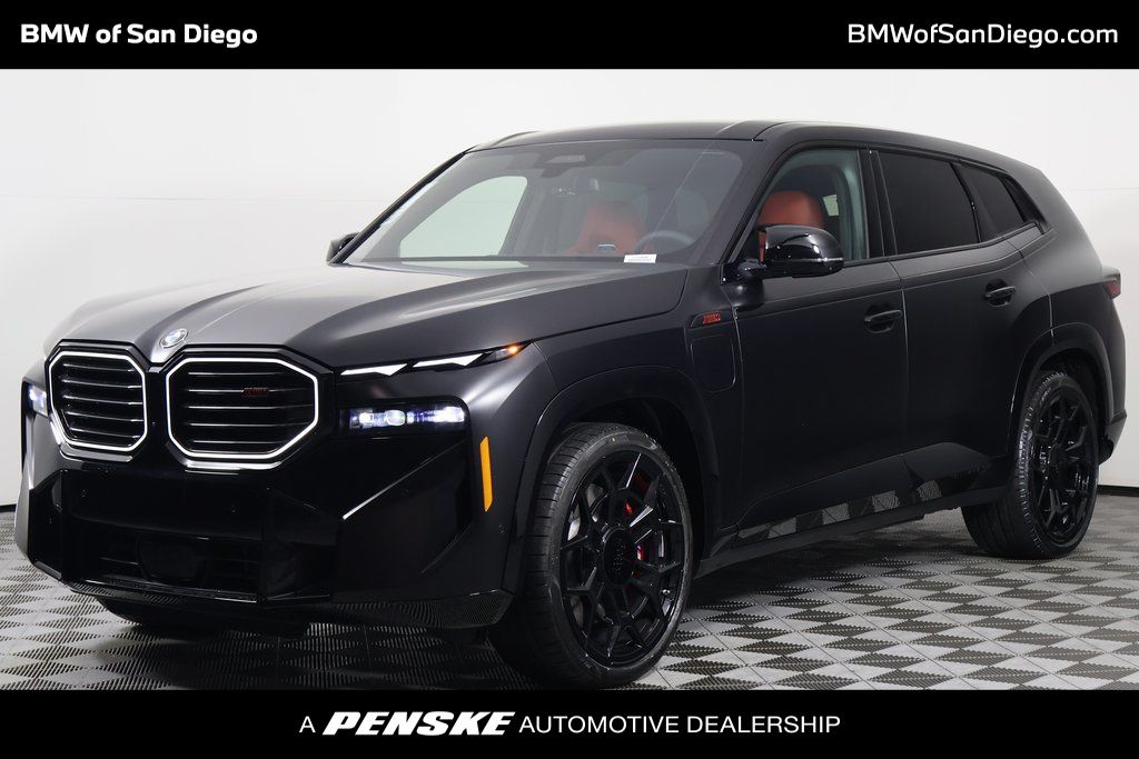 2026 BMW XM Base's photo