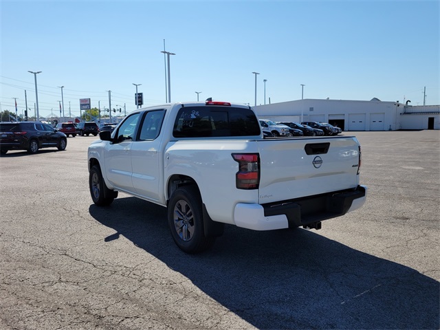 2025 Nissan Frontier SV photo 3