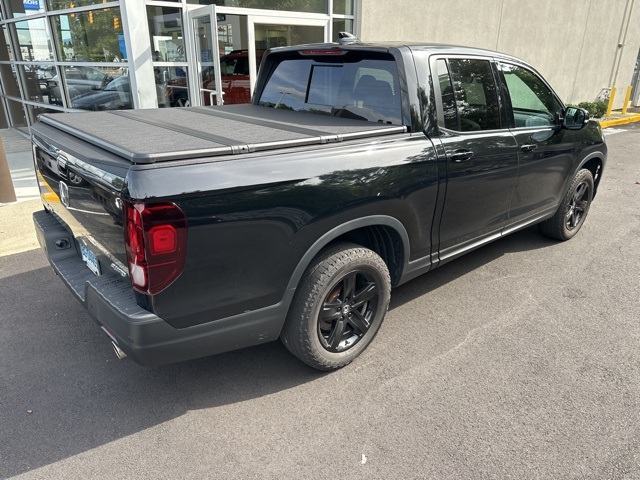 2022 Honda Ridgeline Black Edition photo 3