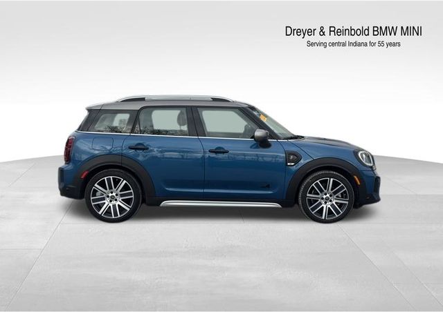 2023 Mini Countryman S ALL4 photo 2