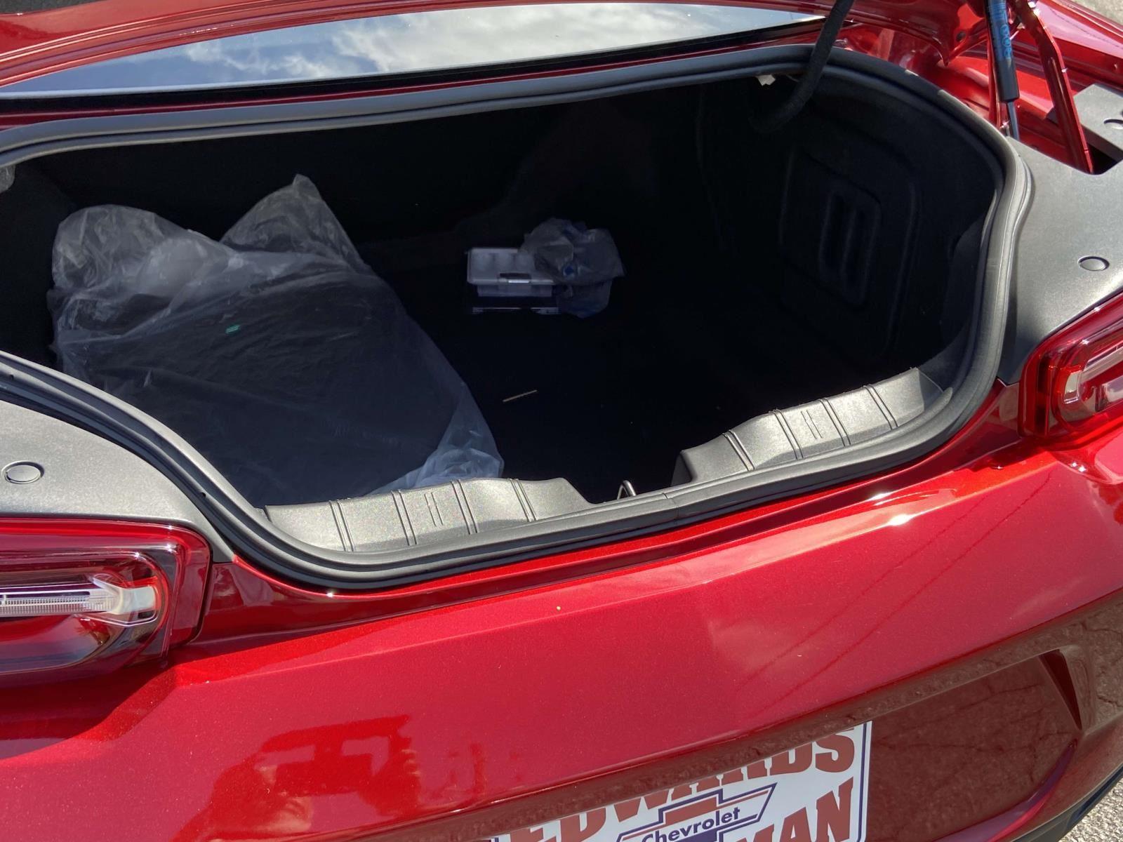 2021 Chevrolet Camaro 1LT photo 29