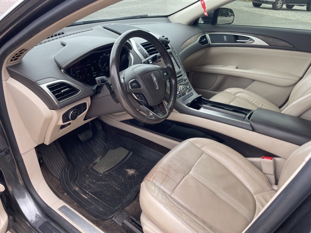 2017 Lincoln MKZ Reserve photo 8