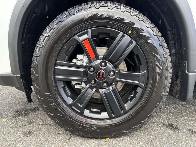 2026 Nissan Rogue SV photo 5
