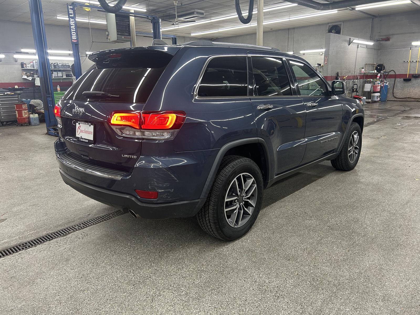 2020 Jeep Grand Cherokee Limited photo 2