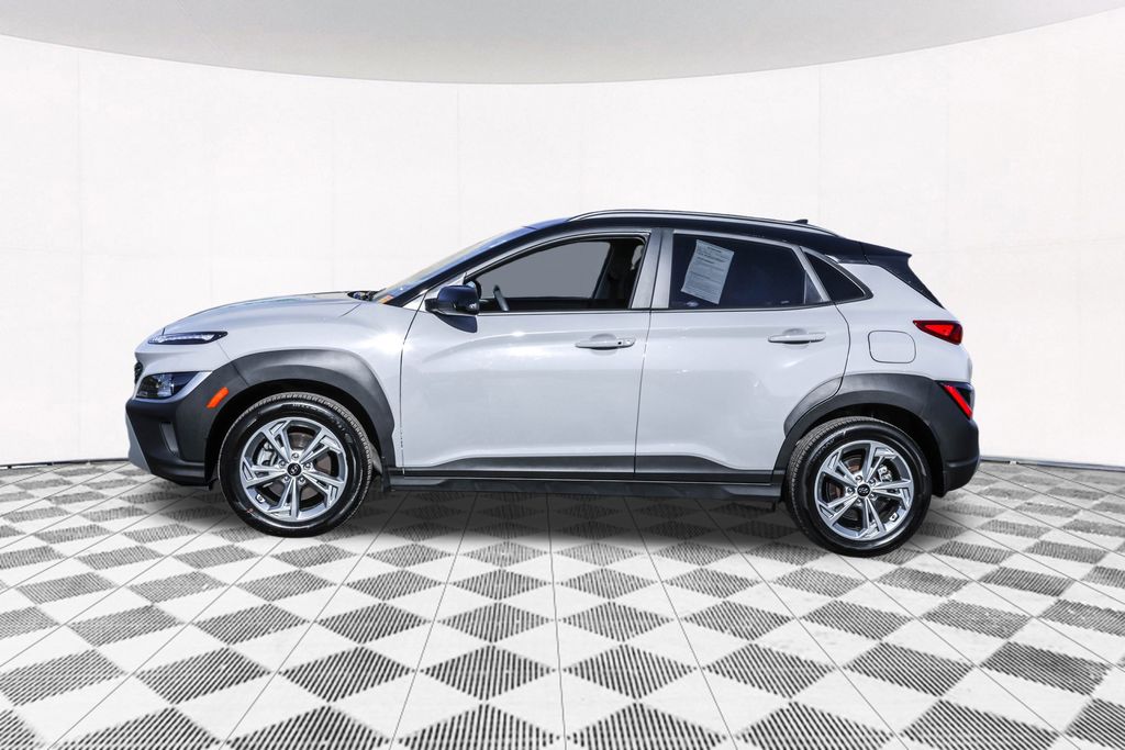 2023 Hyundai Kona SEL photo 4