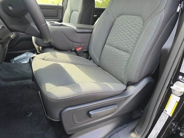 2025 Ram 1500 Tradesman photo 4