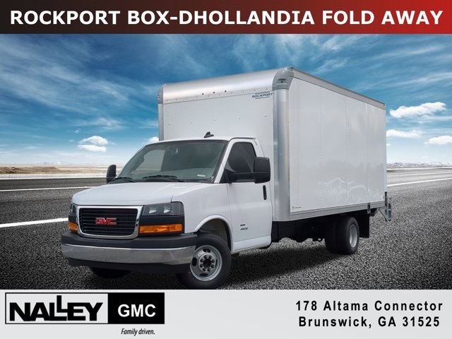 2025 GMC Savana Cutaway Work Van's photo