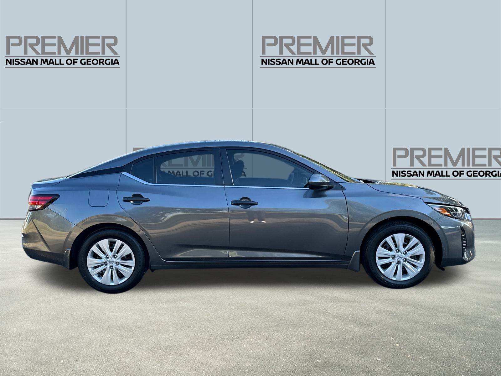 2026 Nissan Rogue SV photo 4