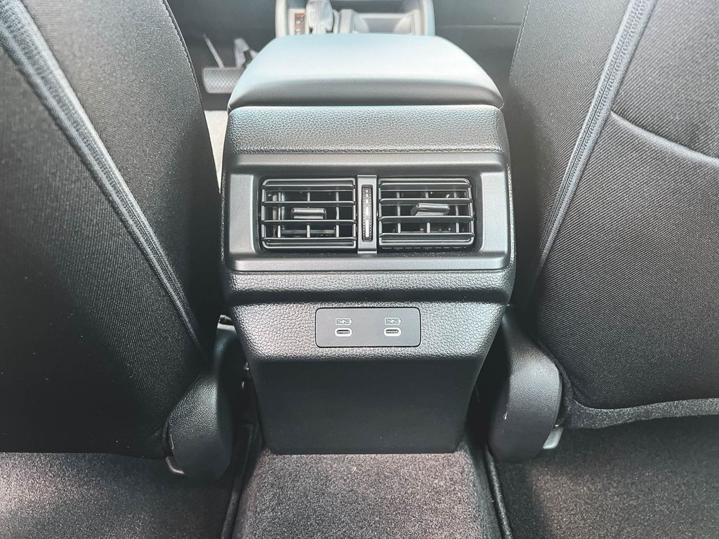 2025 Honda Accord SE photo 28