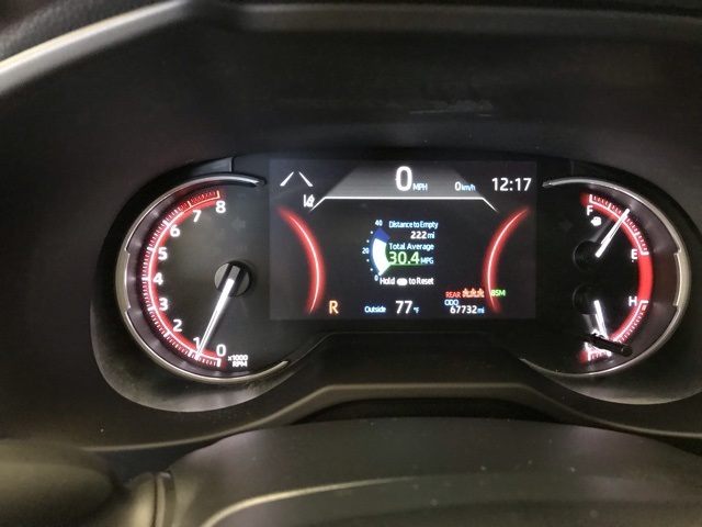 2023 Toyota RAV4 XLE photo 22