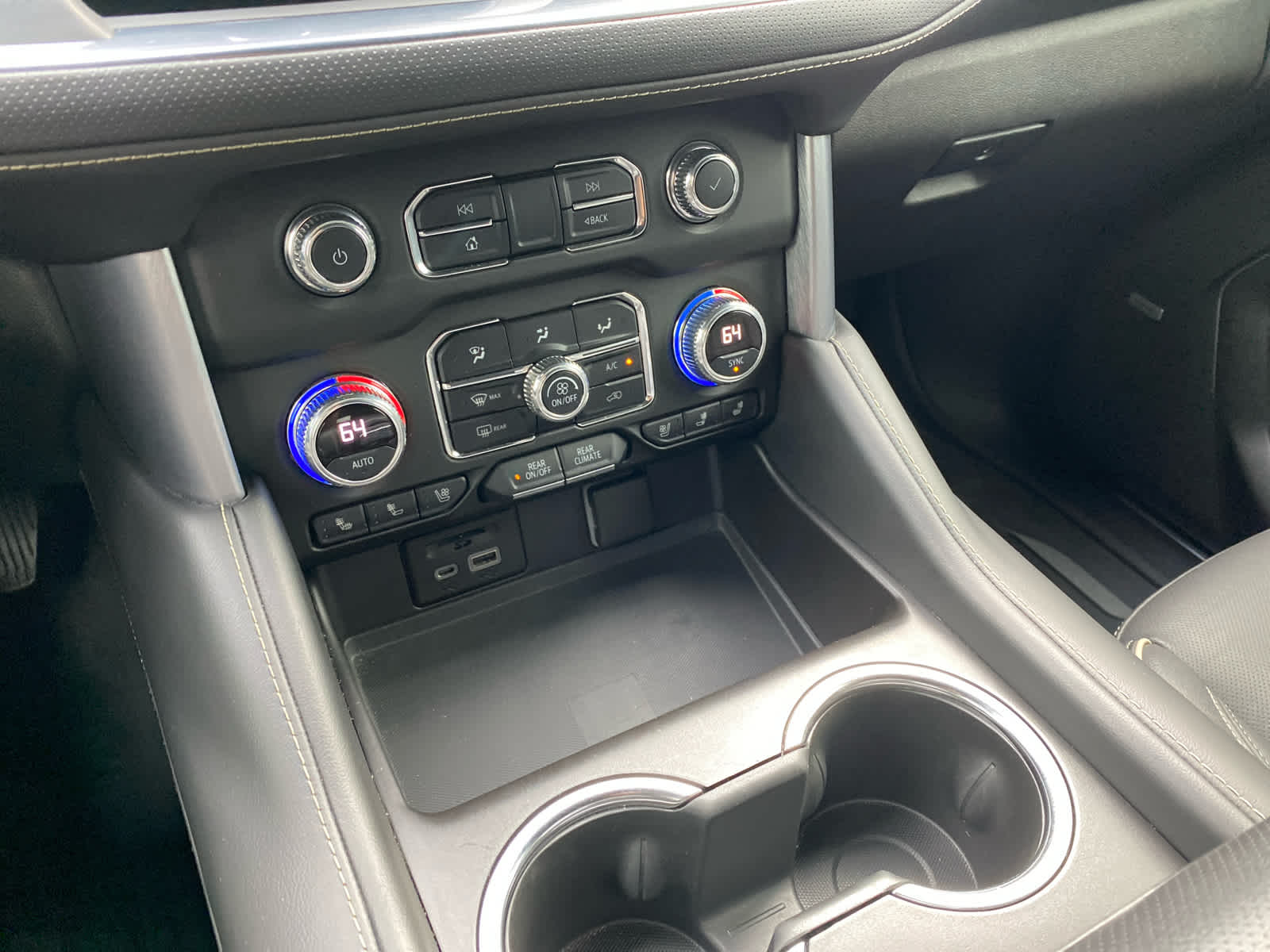 2021 Gmc Yukon XL SLT photo 21