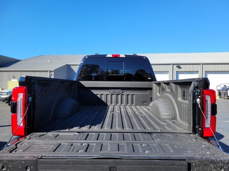 2024 Ford F-250 Platinum photo 7