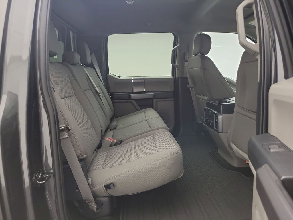 2019 Ford F-150 XLT photo 19