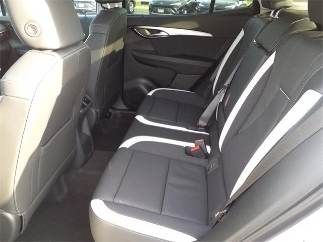 2025 Buick Envision Sport Touring photo 9