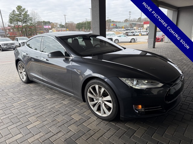 2015 Tesla Model S S's photo