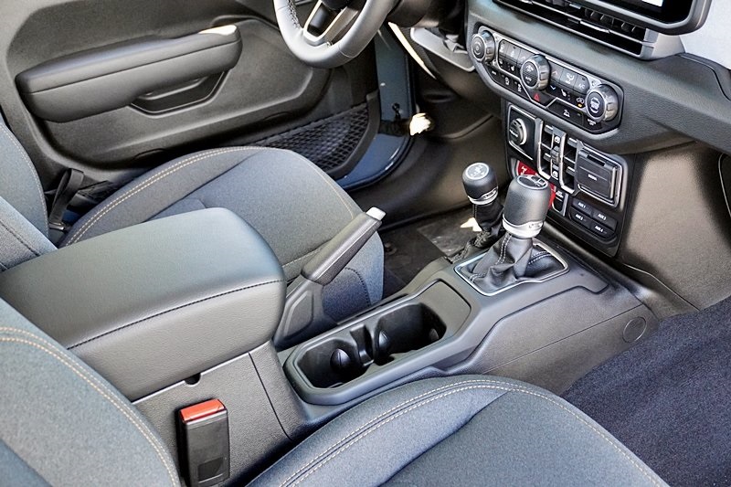 New 2025 Anvil Clear-Coat Exterior Paint Jeep Willys image 16