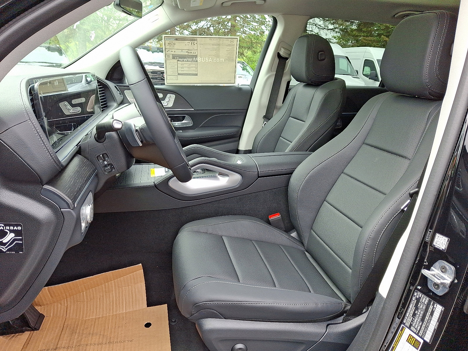 2026 Mercedes Benz GLS 450 4MATIC photo 11