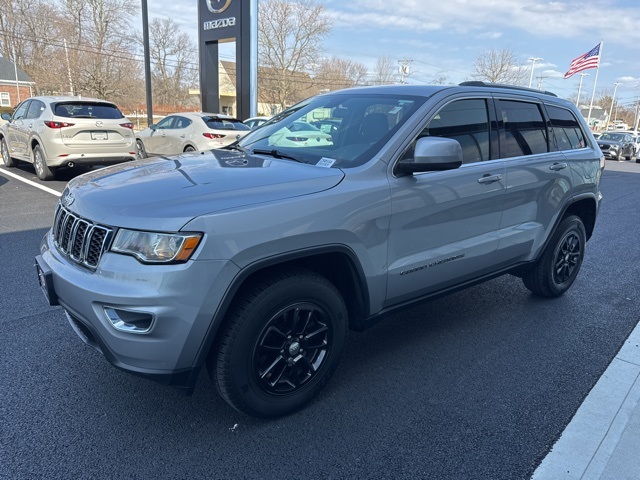 2019 Jeep Grand Cherokee Laredo E photo 6