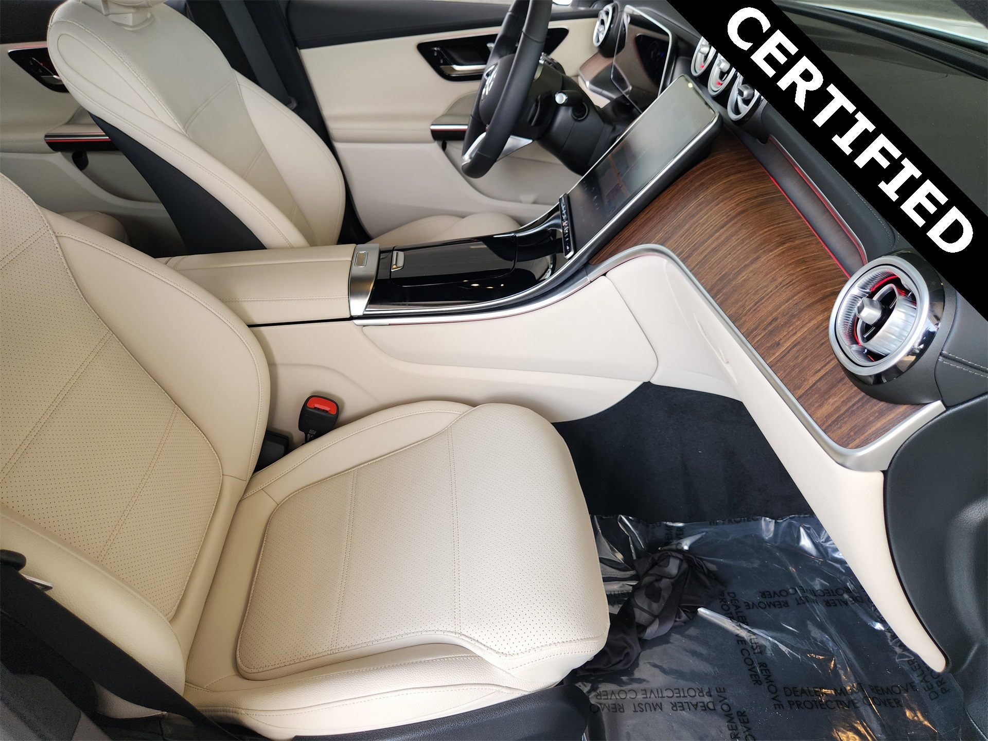 2025 Mercedes Benz GLC 350e 4MATIC photo 2