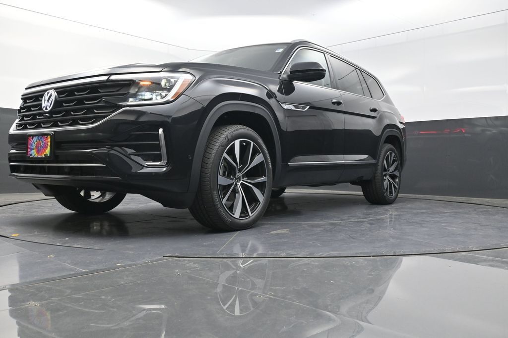 2025 Volkswagen Atlas SEL Premium R-Line photo 20