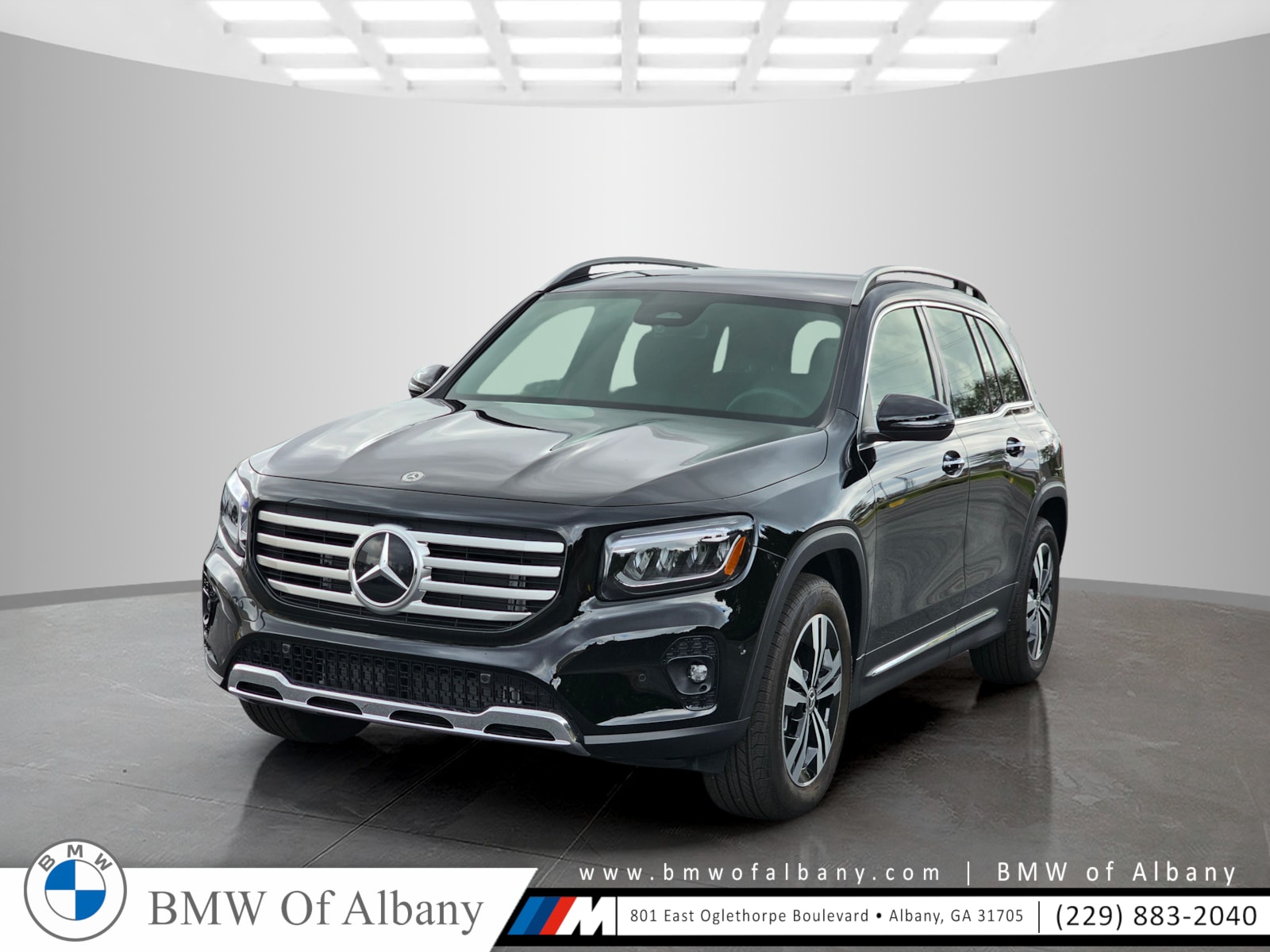 2025 Mercedes-Benz GLB Base's photo