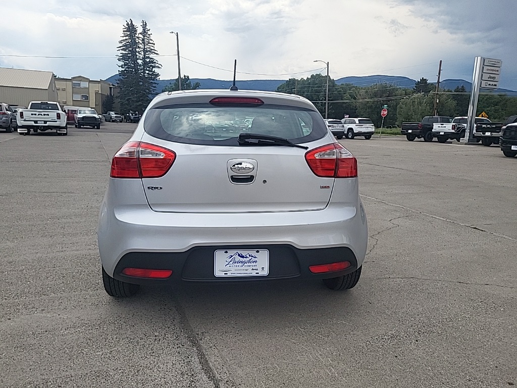 2013 Kia Rio LX photo 3