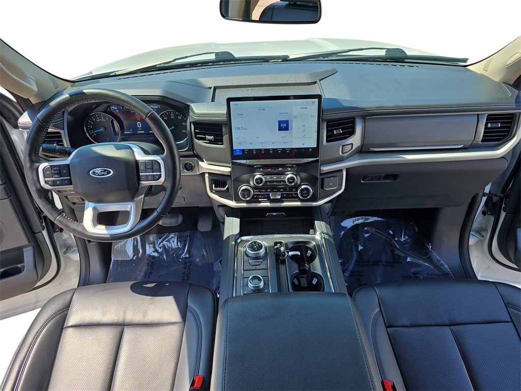 2024 Ford Expedition MAX XLT photo 9