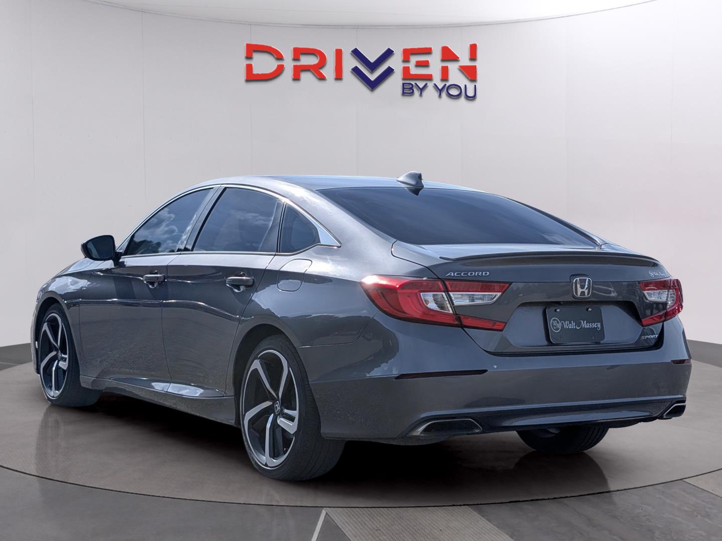 2020 Honda Accord Sport photo 2