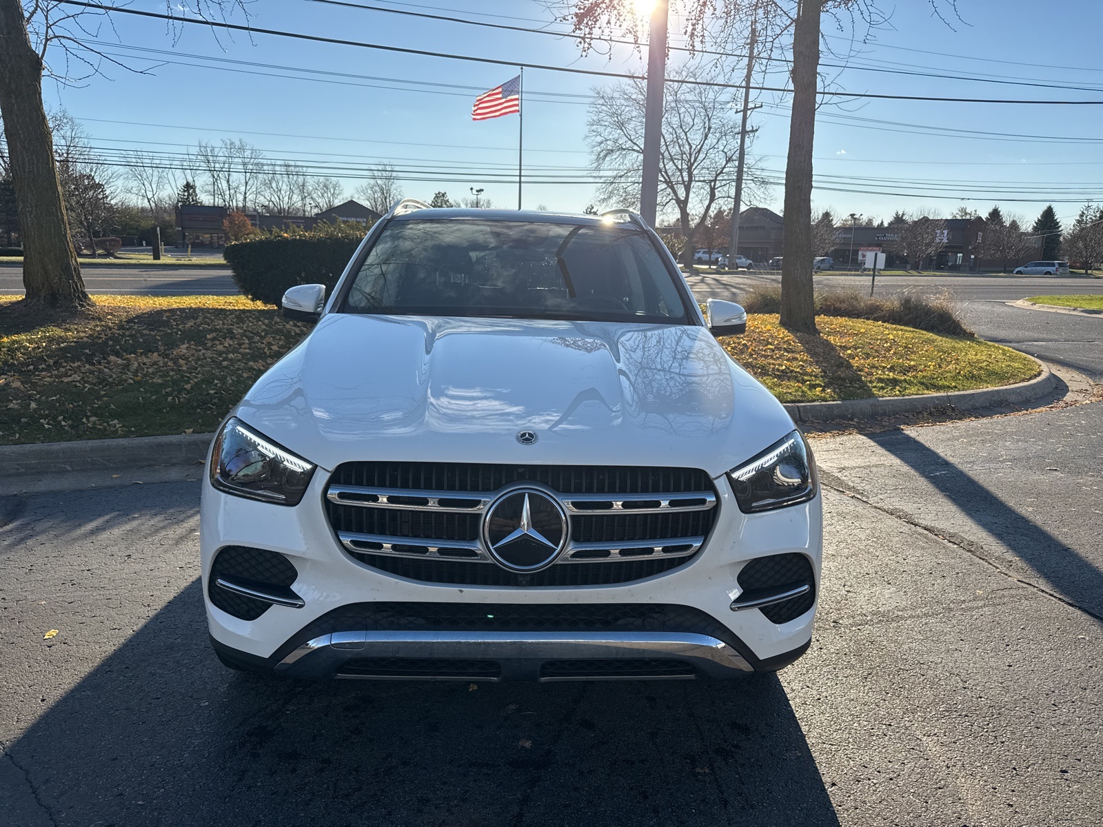 2025 Mercedes Benz GLE 350 4MATIC photo 3