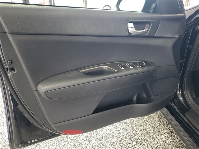 2020 Kia Optima S photo 7