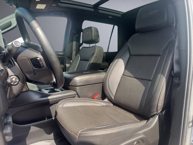 2024 Chevrolet Tahoe High Country photo 14